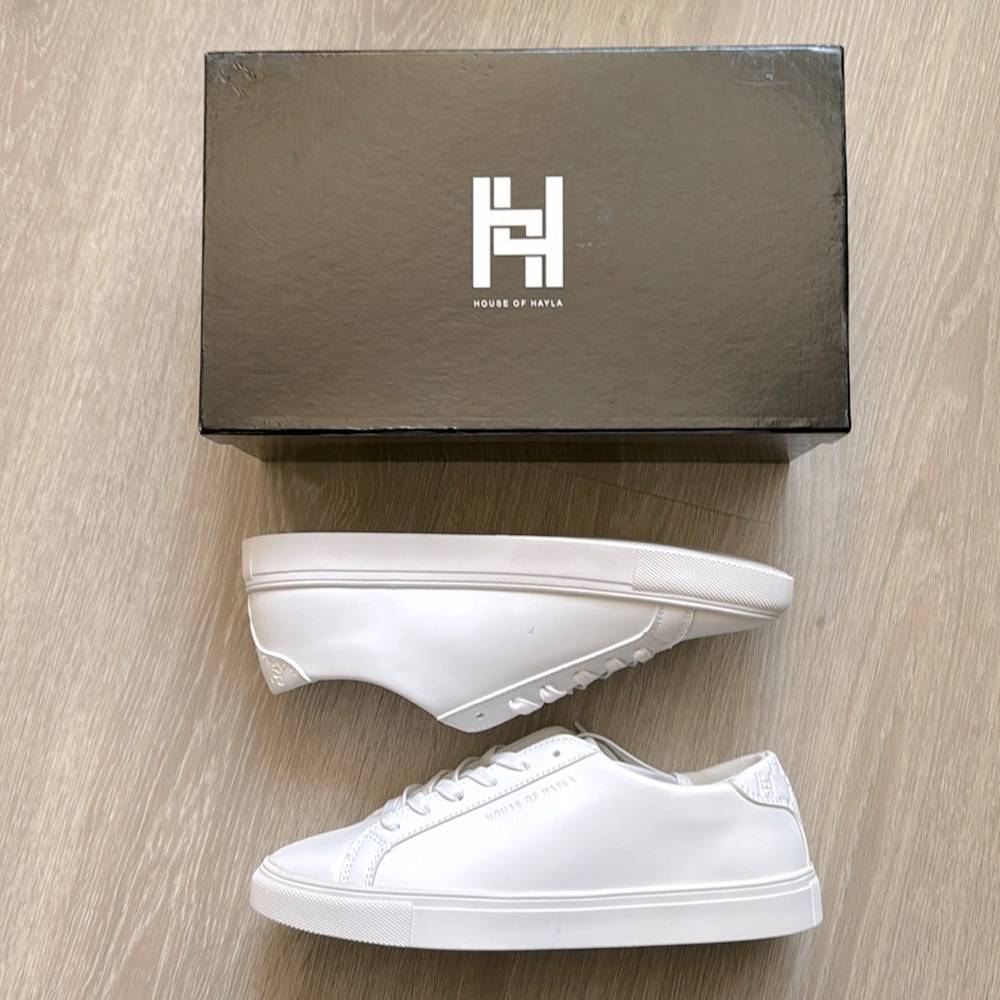 House of Hayla Sneakers